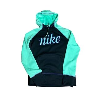 Nike Black and Aqua Pullover ,Womens size M / sports,runing/ and more.